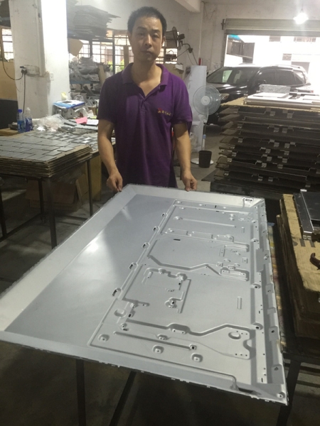 電視機(jī)背板